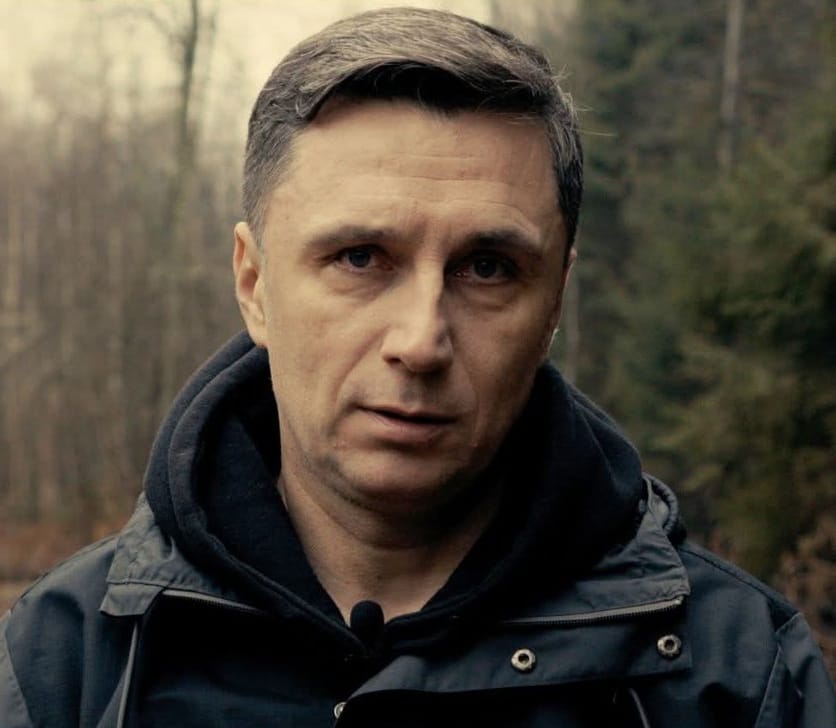 Uśmiechnięta Polska, ciemny las. O tym, jak państwo ukryło ofiarę pobicia na granicy